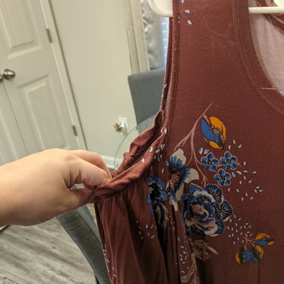Shirt - Picture 2 of 3